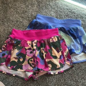 Small Reebok Gym Shorts with zipper compartment and build in underwear